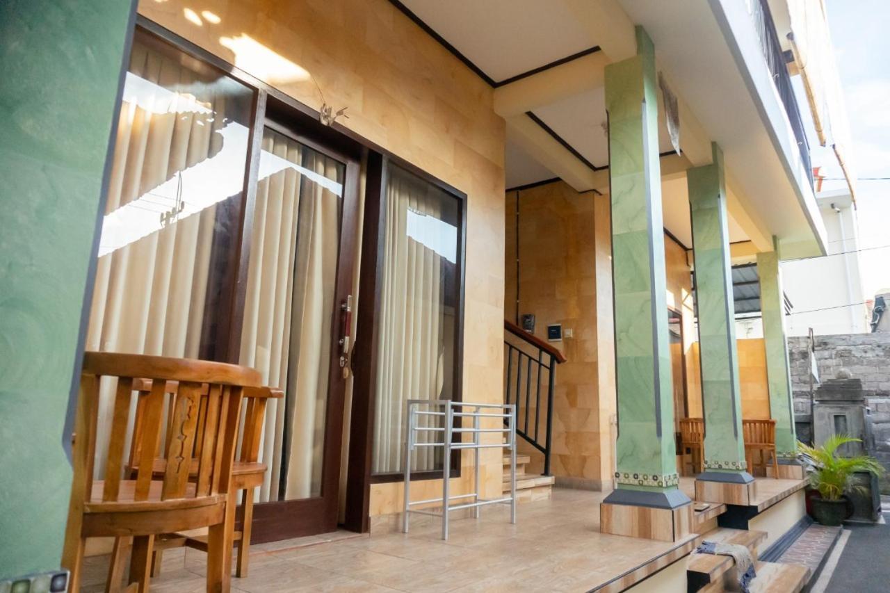 Ika Homestay Canggu  Exterior photo
